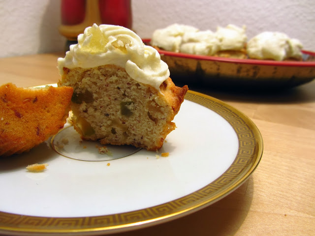 Christstollen-Cupcakes mit Marzipantopping