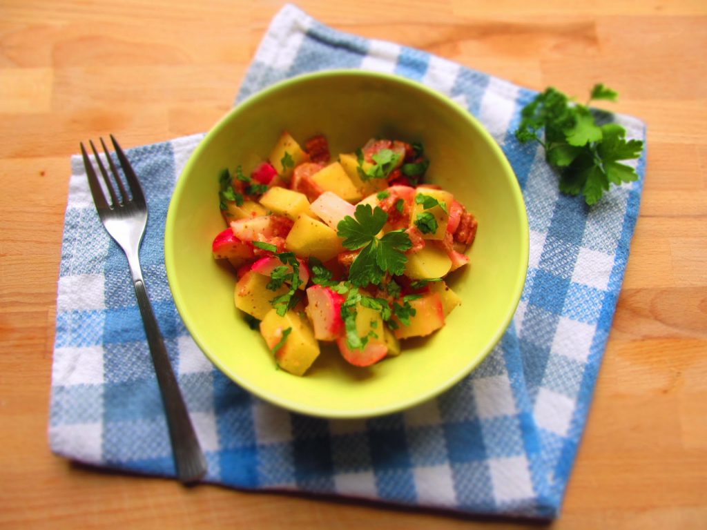Kartoffel-Radieschen-Salat mit süßem Senf