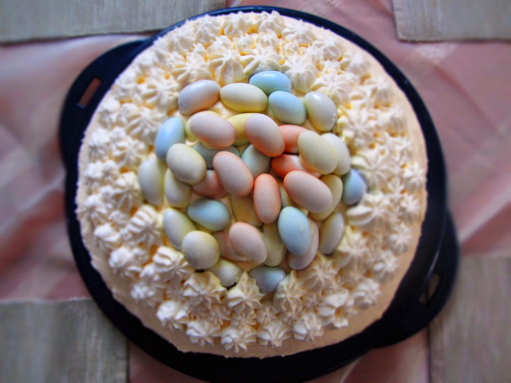 Schöne Ostertage - Eierlikörtorte mit Schokolade