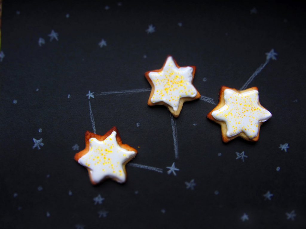 Paulettes Space Cookies - Kardamom-Sterne mit Ingwer