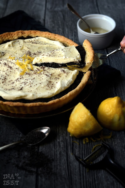 Mohn-Tarte mit Zitronencreme, Poppy Seed Tart with lemon cream