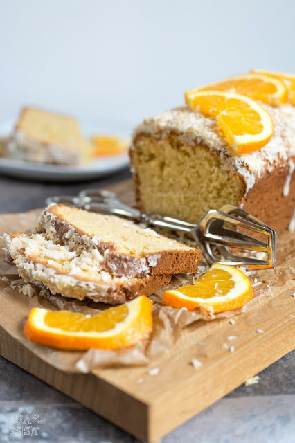 Einfacher Orangen-Kokos-Kuchen, Quick and easy orange cake with coconut