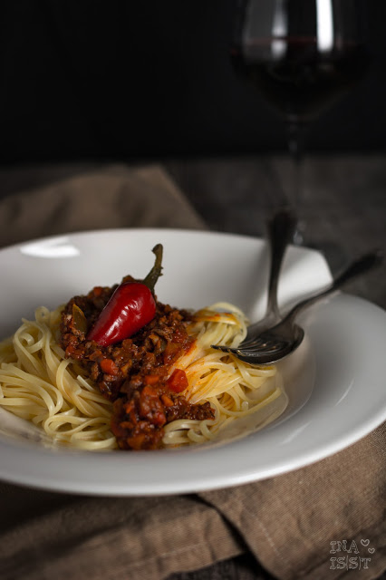 Scharfe Paprika-Pfefferoni-Bolognese, Hot chili pepper bolognese