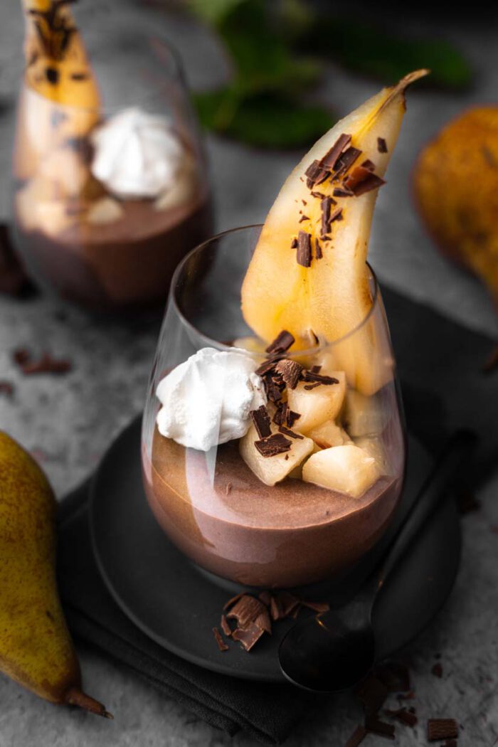 Birne Helene Dessert im Glas mit Zartbittercreme Ina Isst