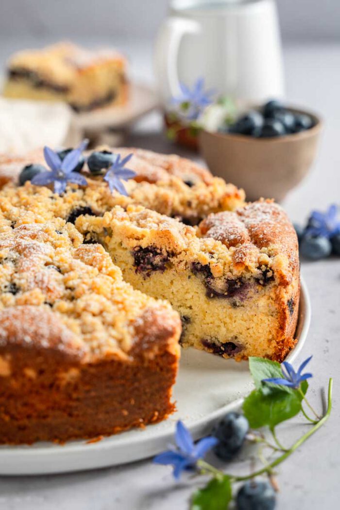 Blaubeerkuchen mit Streusel - Ina Isst