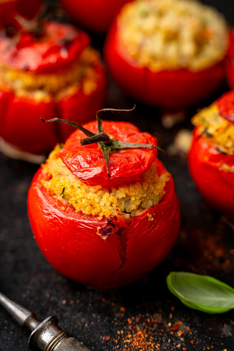 Gefüllte Tomaten mit Couscous und Zucchini, #couscous, #vegan, #vegetarisch, Rezepte mit Zucchini