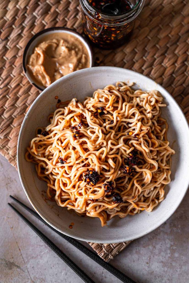 Schnelle Asia Nudeln mit Erdnusssoße - Ina Isst Schnelle Asia Nudeln mit Erdnusssoße - Ina Isst